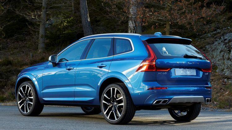 Interacting with your Volvo XC60 is second nature.