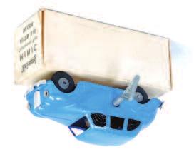 original key, in the original all card box (VGNM-BVG) 30-50 3179 Triang Minic Delivery Lorry, red cab with green chassis, cast hubs, in the original all card box, with original key (NMM-BNM) 50-80