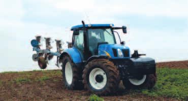 Tractors specified with 50kph are fitted with Terraglide front axle suspension, integrated front wheel hub brakes and pneumatic brakes as standard.