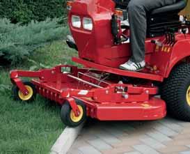 This offers two main advantages: - the articulated blades absorb shocks and helps protect the transmission against damage from any debris left in the grass; - the double twin blades prevent the