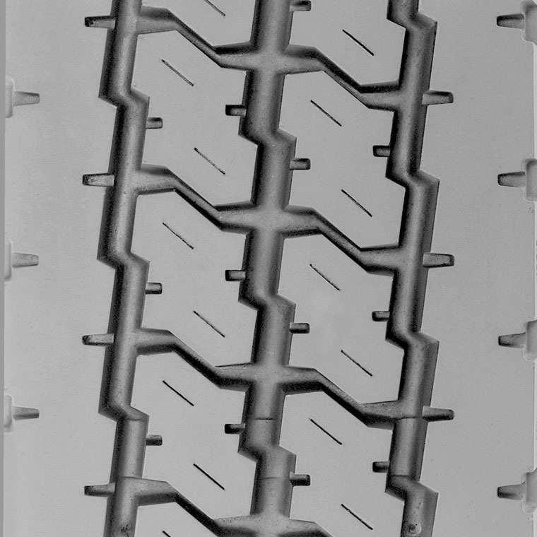 POWER TRAC MegaMile Power Trac is a drive axle retread with deep tread depth designed for use in multiple applications.