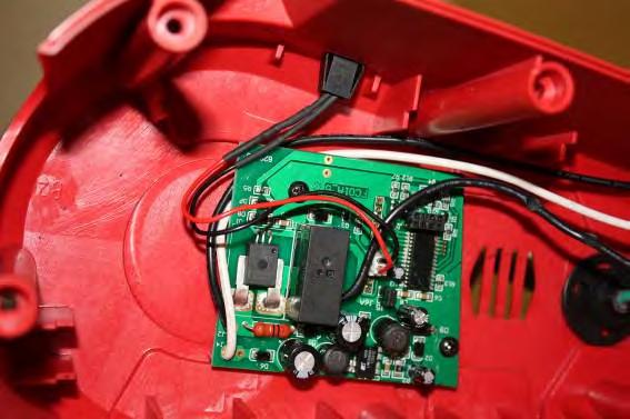 4. Remove the Wire leads from Trigger Switch. 5. ONLY Remove green Ground Lead Wire from Chassis when replacing power cord. 6.