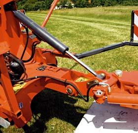 Weighing less than 1,800 kg, it can be used according to the conditions with tractors starting at 120 hp.