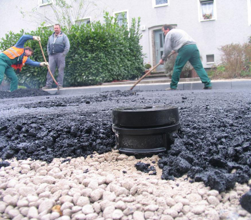 SYNTHETIC WIDE RANGE OF APPLICATION AREAS AVK Plastics has been involved in the development, manufacturing and sales of synthetic surface boxes to well-known gas and water utilities since 1986.