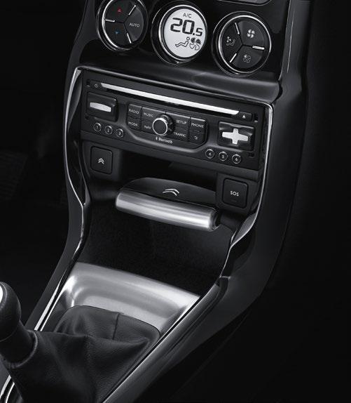 16 COMFORT & STYLE ZEN ATTITUDE Natural and intuitive. Driving your DS 3 should be a relaxing affair.