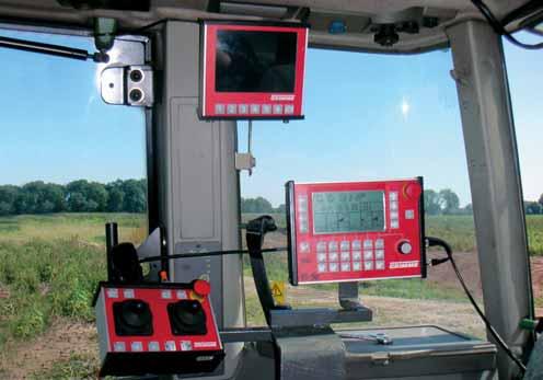 MACHINE CONTROL AND DIGITAL TECHNOLOGY Harvesting success at the push of a button: the Grimme digital technology For a maximum operator comfort: the digital controlled operator terminal Grimme SKE-S.