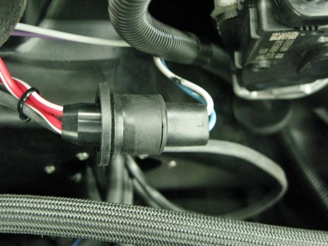 49. Connect the wiper door limit switch connector from the the wiring harness to the limit switch connector (Figure
