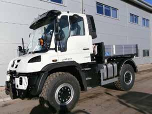 u318 11038796 EX DEMO Model - UGE U318 HP - 180/4 CYL Colour - White Chassis - 3000mm Tyres - 425/75R20 Michelin Spec - Central tyre inflation (CTIS),