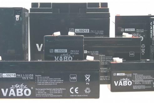 FEATURES Lead-acid batteries are in relation to their tension and capacity compact, light, perfectly maintenance free and cheap. They are suitable to be used standby or cyclical i.e. in security sector (alarm), electronical devices, telephone exchange and UPS.