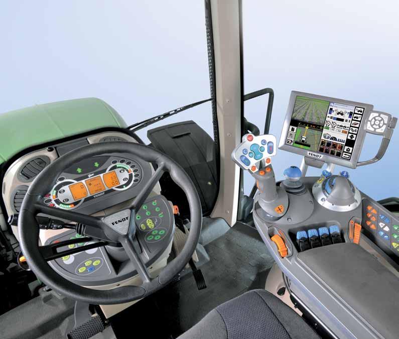 The driver station in the 800 Vario 8 9 Drive first class 3.5 m 3 operator paradise with panorama view Take your seat in the big x5 cab.