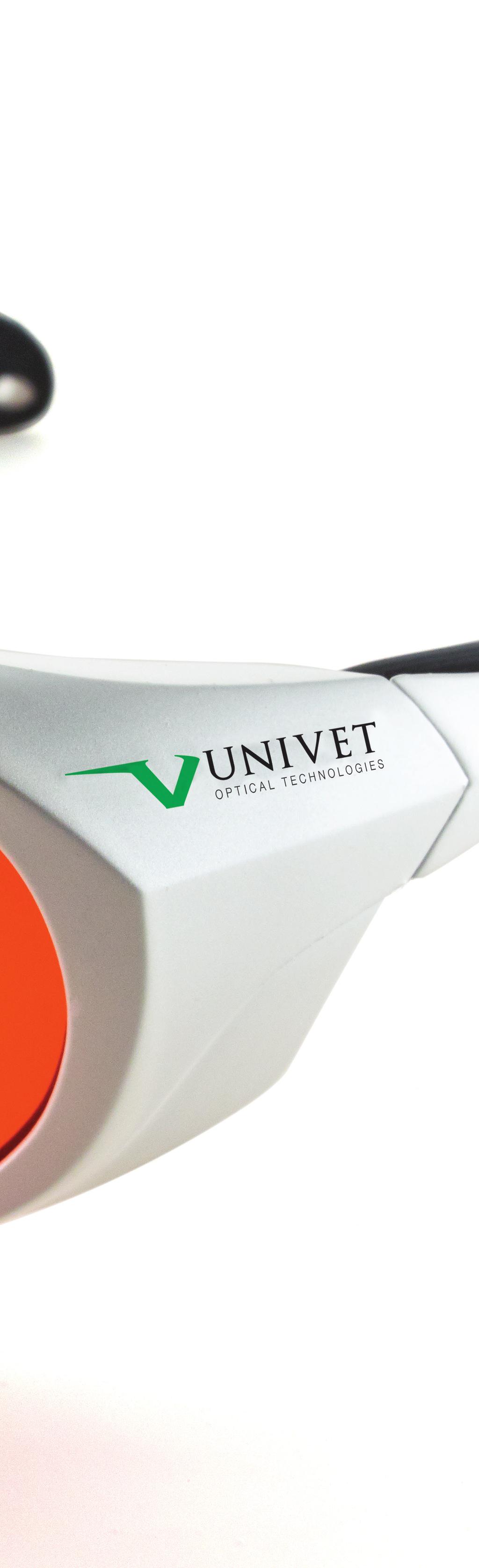 561 Versatile and innovative A spectacle with high technical content, result of Univet research and experience, it fits perfectly on user face thanks to the