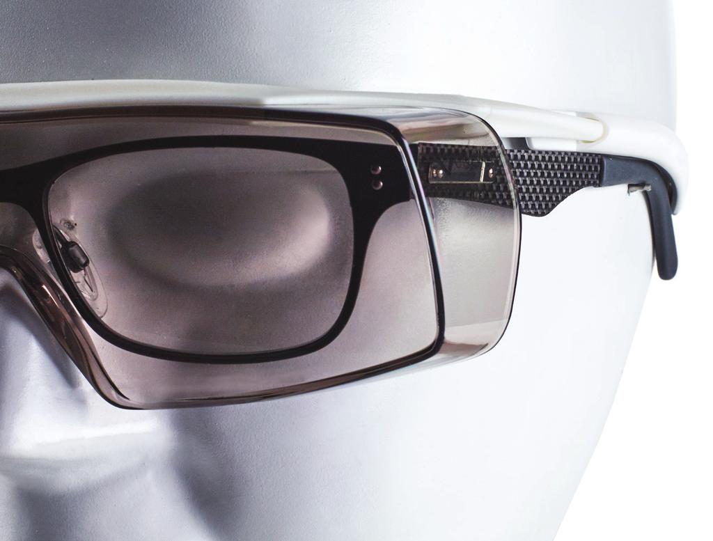 5X7 100% overspec 5X7 is a device with performance features: it is fully overspec to all types of corrective glasses and, due to the breadth of the lens, provides an