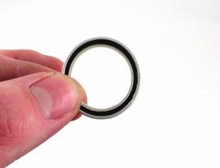 Ensure that the bearing retaining ring is