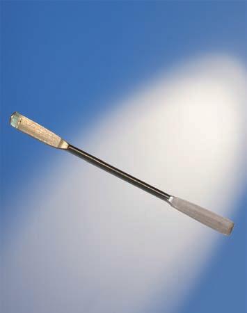 espátulas spatulas Espátulas micro Doble plana en acero inoxidable Micro spatulas Double plane, stainless steel. LONGITUD LENGTH (MM.