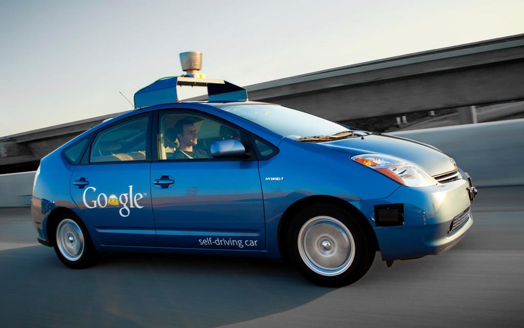 Autonomous Vehicles in Mainstream Media Connected Vehicles not so much