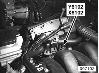 RH side of engine front Y6102 X6102 Cyl.