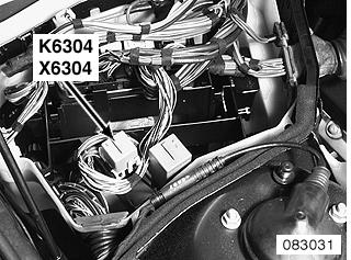 rear RH side of engine compartment in E-Box K6304 X6304 Secondary air injection