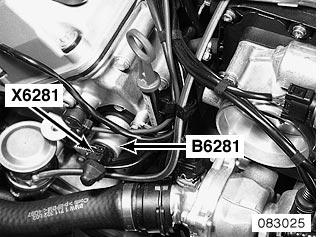 RH side of engine B6281 VANOS inlet, cylinders 1-4 X6281