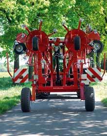 Transport position To ensure durability, the tedder is fully