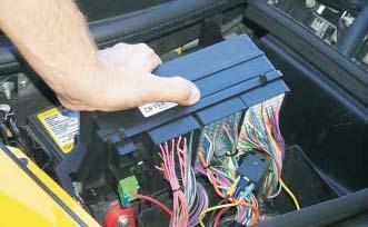 On early cars 1997 to 2000 there will be three grey wires of small, medium and large sizes. 2001 and up cars will have only two grey wires, a small and a large.