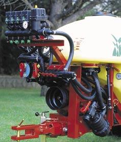 In-Line Filters HARDI In-Line Filters are fitted to ensure continuous clean spray liquid, and avoid nozzle blockage. CC/2 control unit The manual control unit features 2 ON/OFF sections.