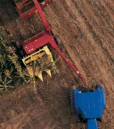 Windrow pickups and cornheads make it easy to gather all the crop you grow. New Holland cropheads are designed to keep pace with the high-capacity demands of New Holland forage harvesters.
