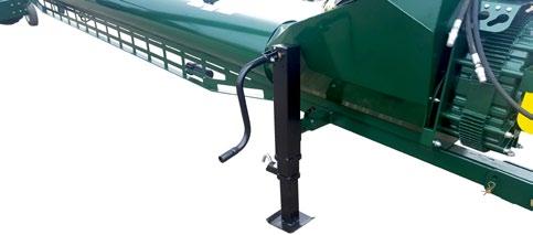 The Advanced Series Lift System significantly increases the maximum spout height of the GrainMaxx augers and increases the overall stability with the new longer 95' and 105' lengths.