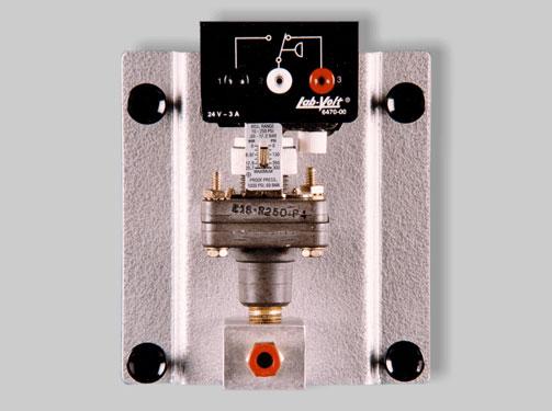 Model 6470 Pressure Switch The Pressure Transducer provides a voltage proportional to the pressure applied to its pressure port.