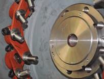 The impeller blades can be adjusted individually during standstill or all together during operation.