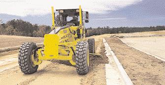 This puts the power where it needs to be for fine grading and allows the moldboard Unbeatable high speed operation Only G700B All Wheel Drive models work up to 0.