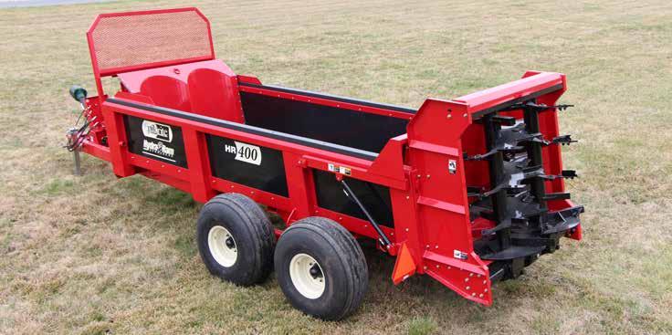 This vertical beater unit comes standard with two beaters and a double constant velocity 1000 RPM PTO drive.