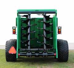 5) Overall width w/flotation tires (tire size) 135 in. (550/60-22.5) Top of moving panel 97.5 in. Top of beaters 112 in. Overall length 28 ft. 6 in.
