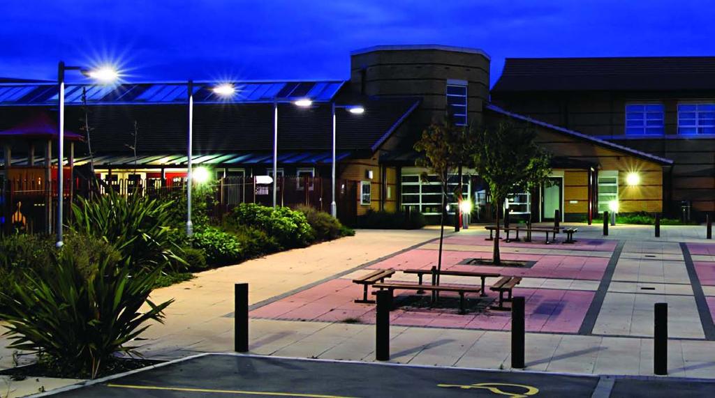1.3 denver pole applications Landscaped areas Car parks Amenity areas Retail parks Entrance roads Pedestrian areas The Denver Pole Mount luminaire with its attractive contemporary styling and