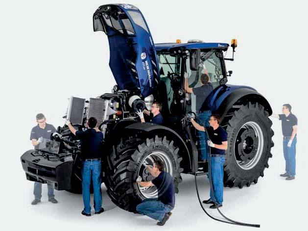 Hydraulic oil levels can be viewed via sight glass at the rear of the tractor. Cooling package opens out to make cleaning faster and easier.