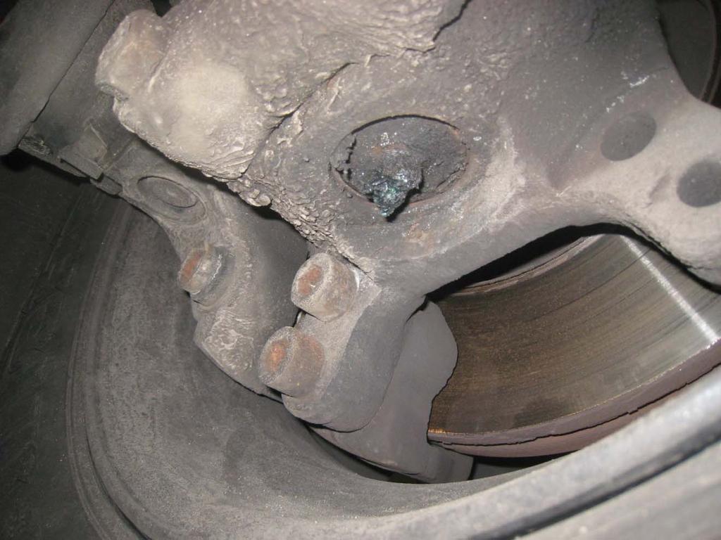 Brake Rotor Inspection Visually inspect swept area of rotor for defects and damage Only the inner side of the