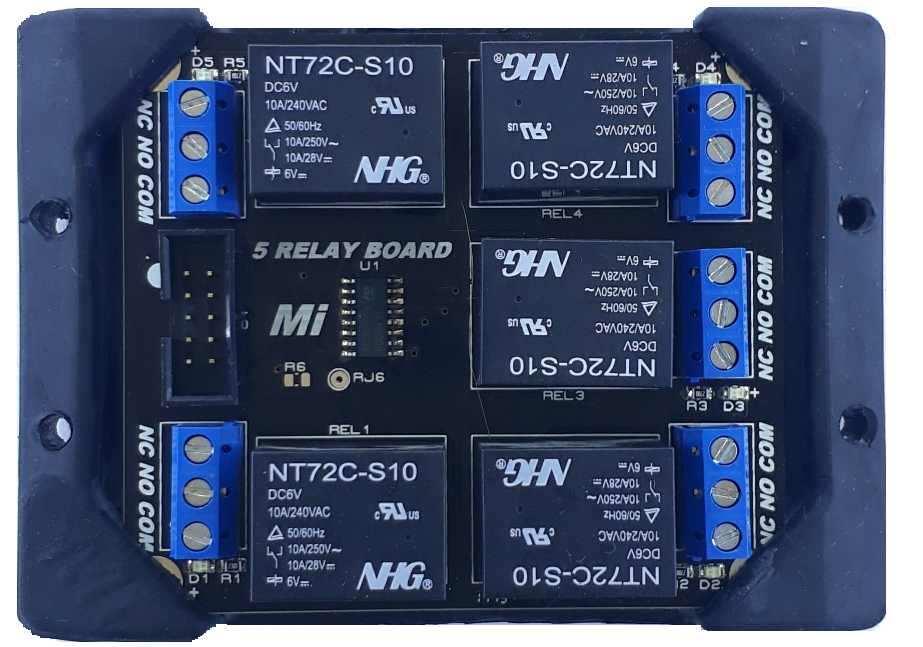 5. OPTIONAL RELAY BOARD AND GSM INTERFACE Relay board 5 Relays 10Amp with LED indication Solar Smart controls the relays in the following manner