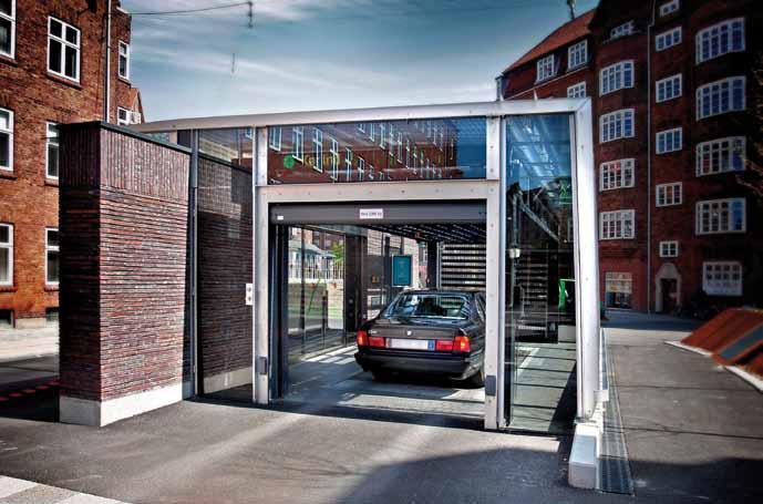 The fastest parking system door in the world. A glance at the advantages of the EFA-SST Classic: Up to 250,000 cycles per year Opening speeds up to 2.0 m / s Closing speeds up to 1.