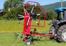 Farm King Tedder models RT17, RT19 and RT24 feature hydraulic fold and tilt (tilt optional on model RT17) to quickly change from transport to working postition from the cab.