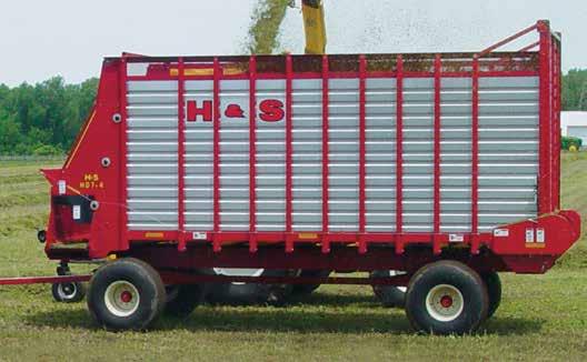 HDNR FORAGE BOXES HDNR forage boxes are available in either HD 7+4 or HD Twin Auger front unload systems w/pto or Hydraulic Drive. HDNR FORAGE BOX FRAMES feature heavy 5 channel cross members and 2.