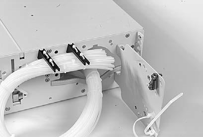 18 It is recommended to install the blocking between the 10 mm micro-duct and micro-cable at the bottom