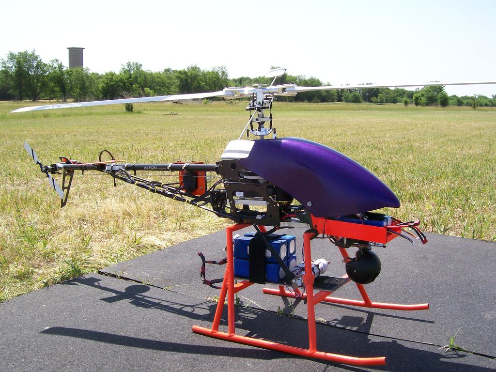 Willie Abstract The Willie Unmanned Aerial System (UAS) was designed, built, and tested by the UAS club at Kansas State University Salina.