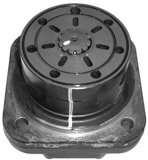 3 4 TN309 Spacer (9) may remain with disk valve (6) when the valve housing is removed. 3. Remove end cover assembly (8) and spacer (9) from disk valve (6) and valve plate (). 4. Remove disk valve (6) from valve drive (7) and valve plate ().