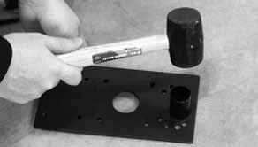 sleeve. We recommend using this on all hollow doors to prevent the door from collapsing while tightening the Rim Cylinder mounting screws.