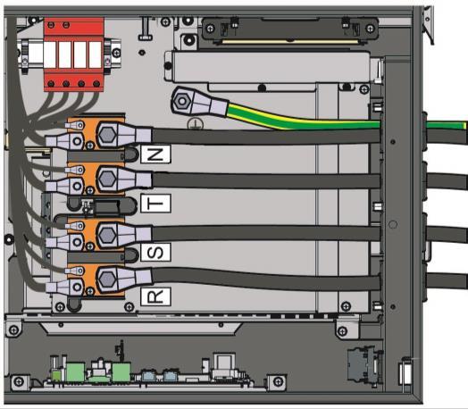 N PE L1 L2 L3 N PE MV/LV transformer Both 3 or 4 Wiring connection