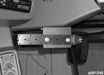 Ag Leader Technology Combine Installation 3. Assemble the monitor U-bracket to the post bracket with the supplied ¼ hardware.