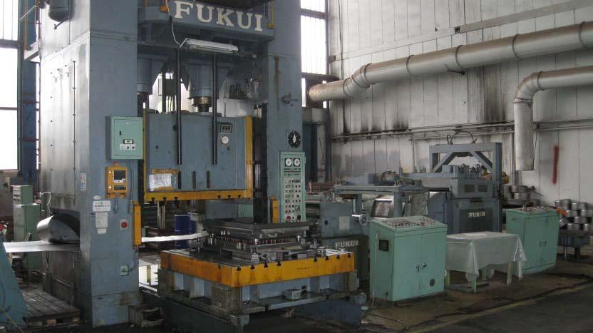 Production and technical capacity 400-ton automatic press line - FUKUI Suitable for precise cutting, stamping, forging, blanking and other activities Capacity: 400 tons Die height: