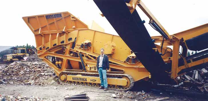 History 1996 Kees Hoogendoorn, the founder in front of the first build direct feed screen Since 1988 Keestrack designs and produces mobile screening and crushing equipment in-house.