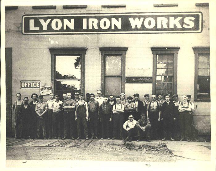 The history of Raymond forklifts and Raymond Handling Concepts Corporation A forklift company based on enduring family values On June 1, 1922, my grandfather, George G. Raymond, Sr.