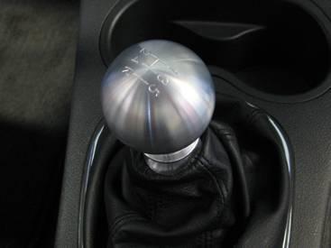 If there is no engraving, completely tighten the shift knob and you are done.