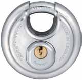 18 50 92C65 65mm Monoblock lock with steel jacket Key retaining Shackle